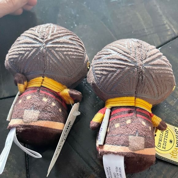 2 Hallmark Itty Bittys Okoye Black Panther Plush Stuffed Special Edition Marvel - Picture 9 of 13